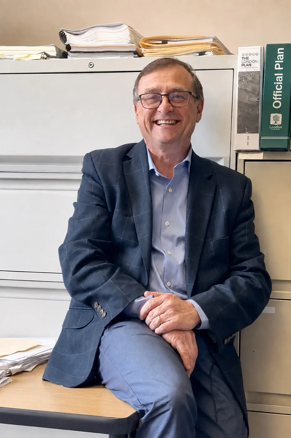 Mike Wallace in his London office